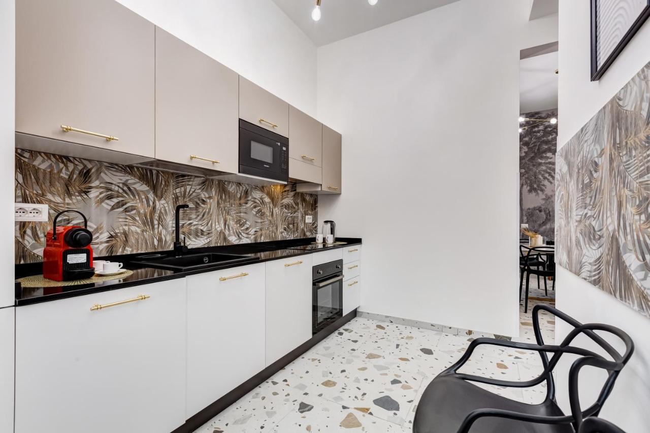 Villa Chiara - A New Luxury Star Is Born In Rome! 外观 照片