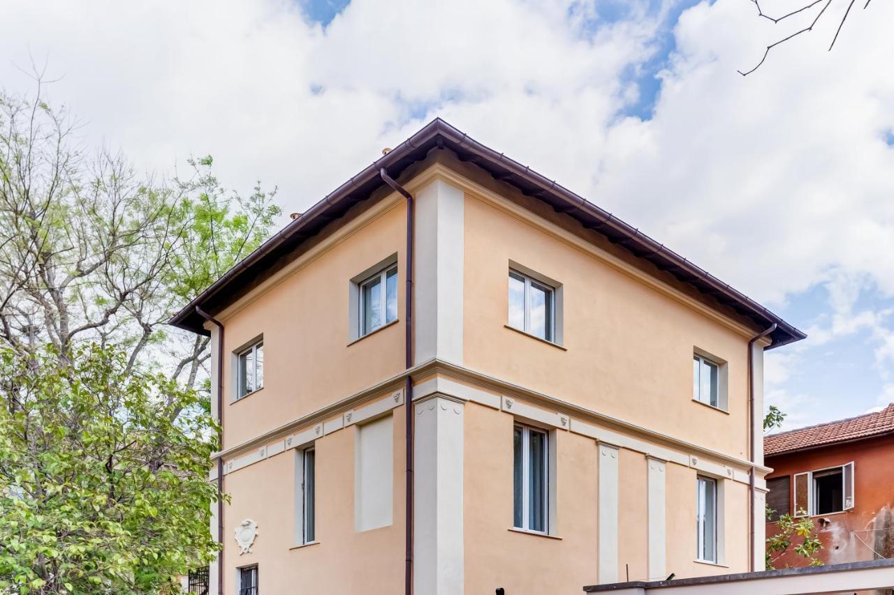 Villa Chiara - A New Luxury Star Is Born In Rome! 外观 照片